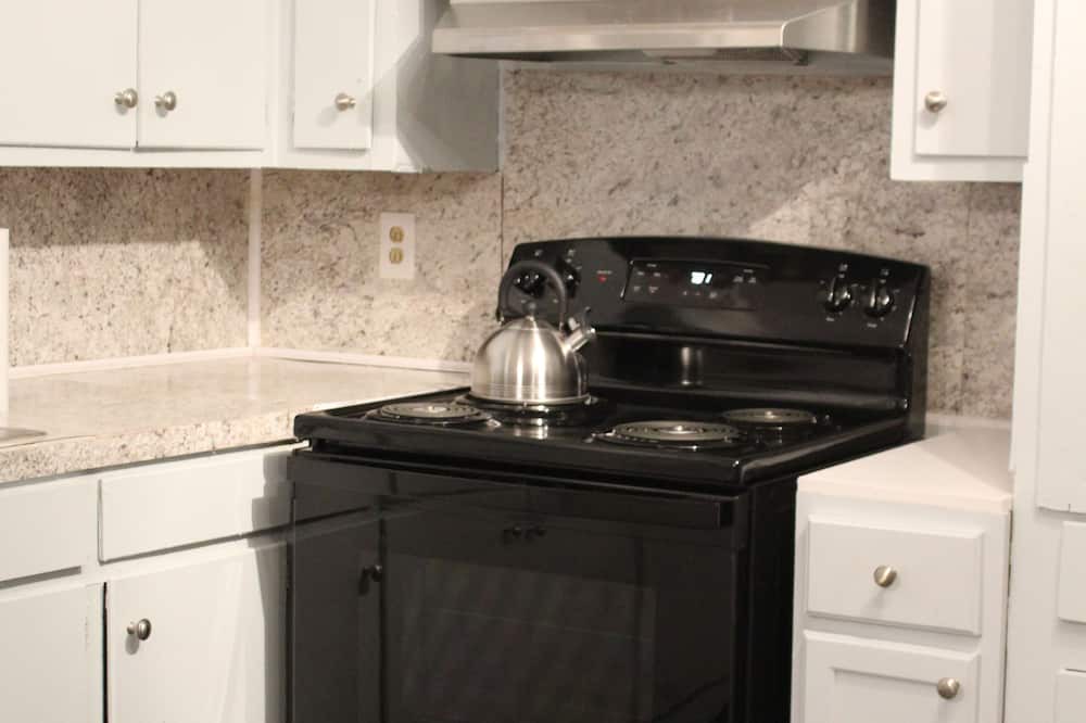 Photo of Kitchen in Forrest City