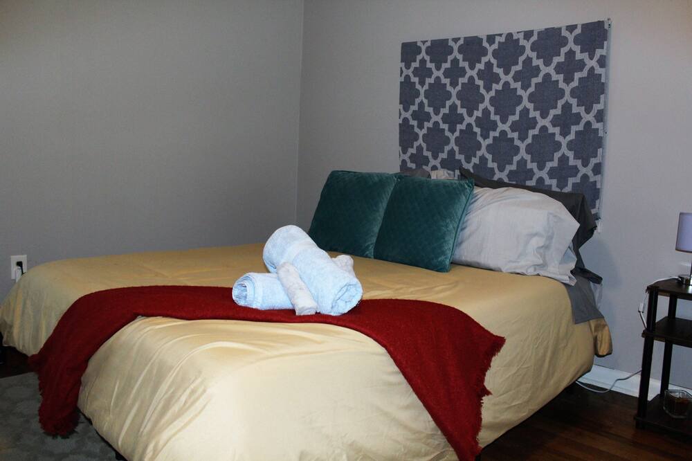 Photo of Bedroom in Forrest City