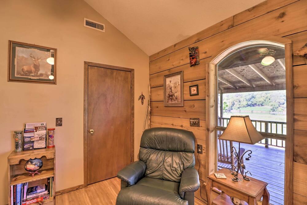 Photo of Livingroom in Boswell