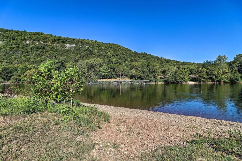 Photo of Outdoor in Boswell