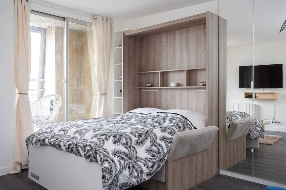 Photo of Bedroom in Chatou