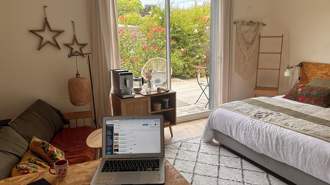 Photo of Bedroom in Saint-Loubes