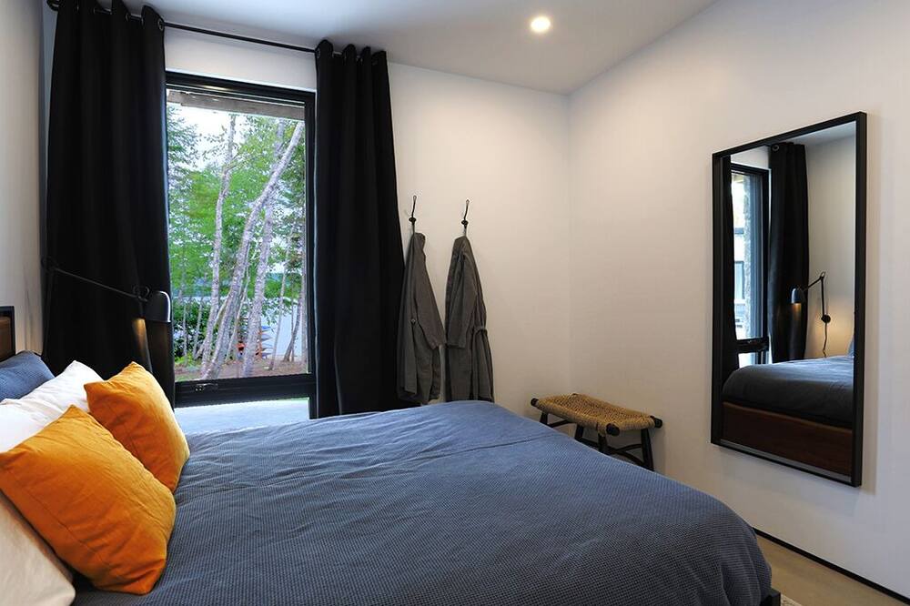 Photo of Bedroom in Duhamel