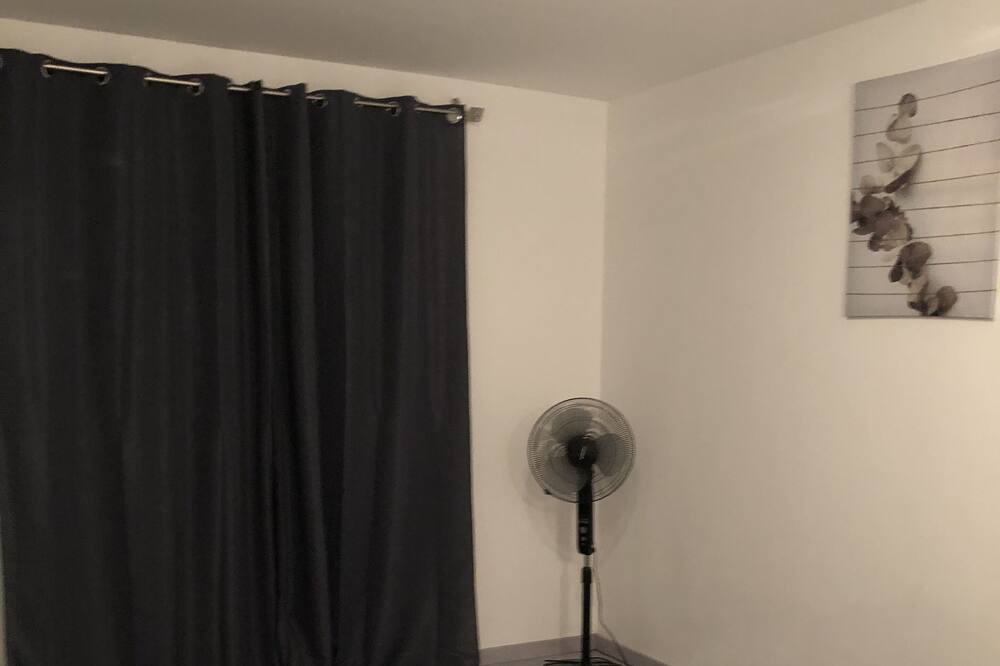 Photo of Bedroom in Bagnols-sur-Ceze