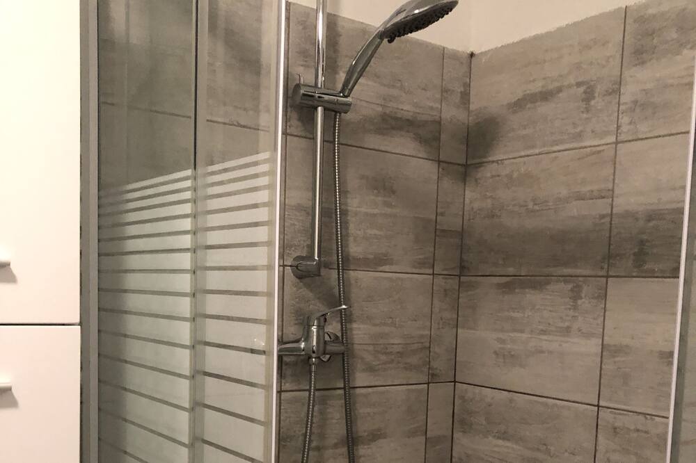 Photo of Bathroom in Bagnols-sur-Ceze