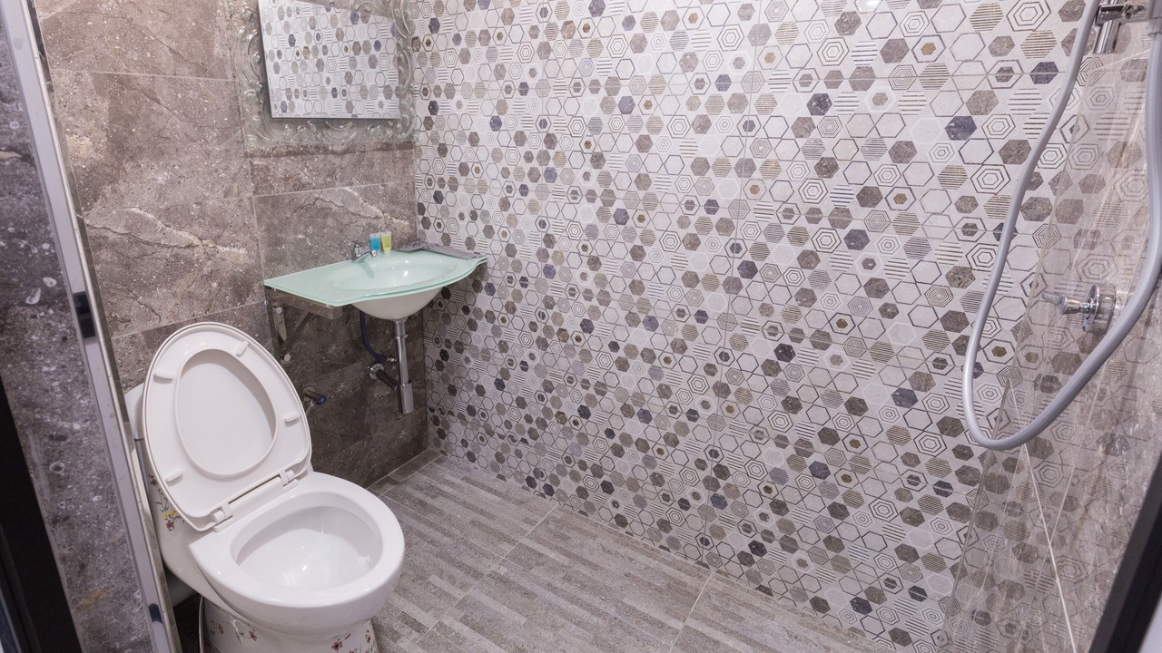 Photo of Bathroom in Gelugor