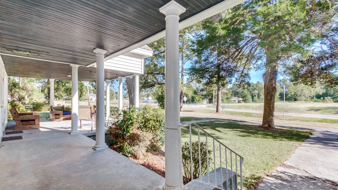 Photo of Patio Balcony in Longs