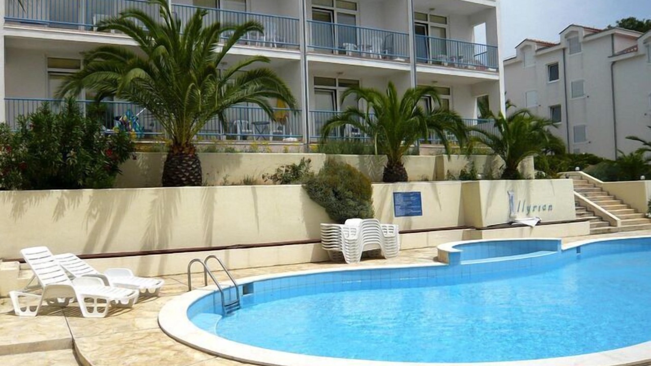 Photo of Outdoor in Cove Makarac (Milna)