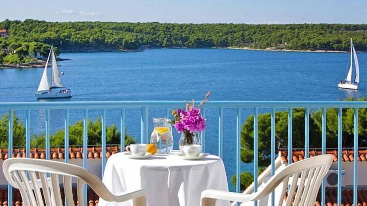 Photo of Outdoor in Cove Makarac (Milna)