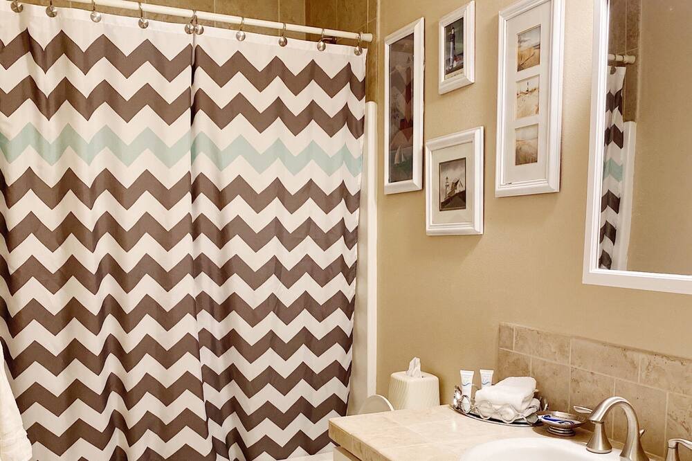 Photo of Bathroom in Everett