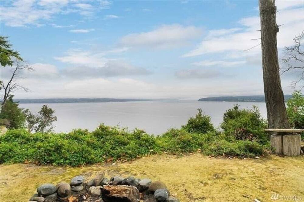 Photo of Others in Everett