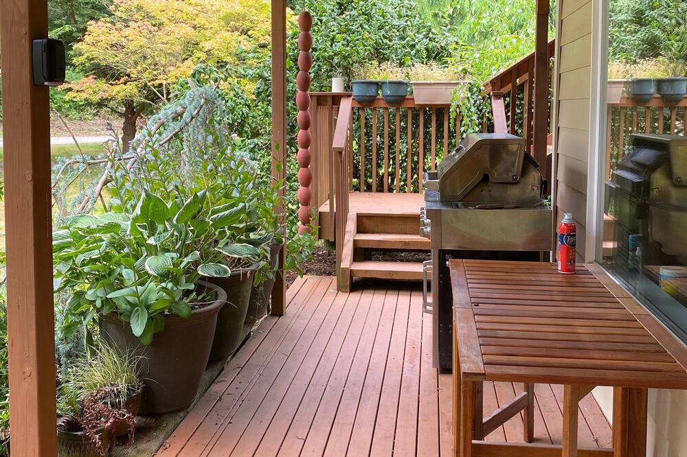 Photo of Others in Everett