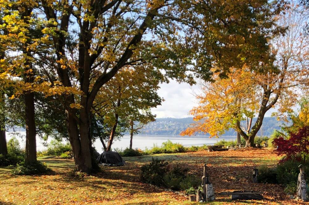 Photo of Others in Everett