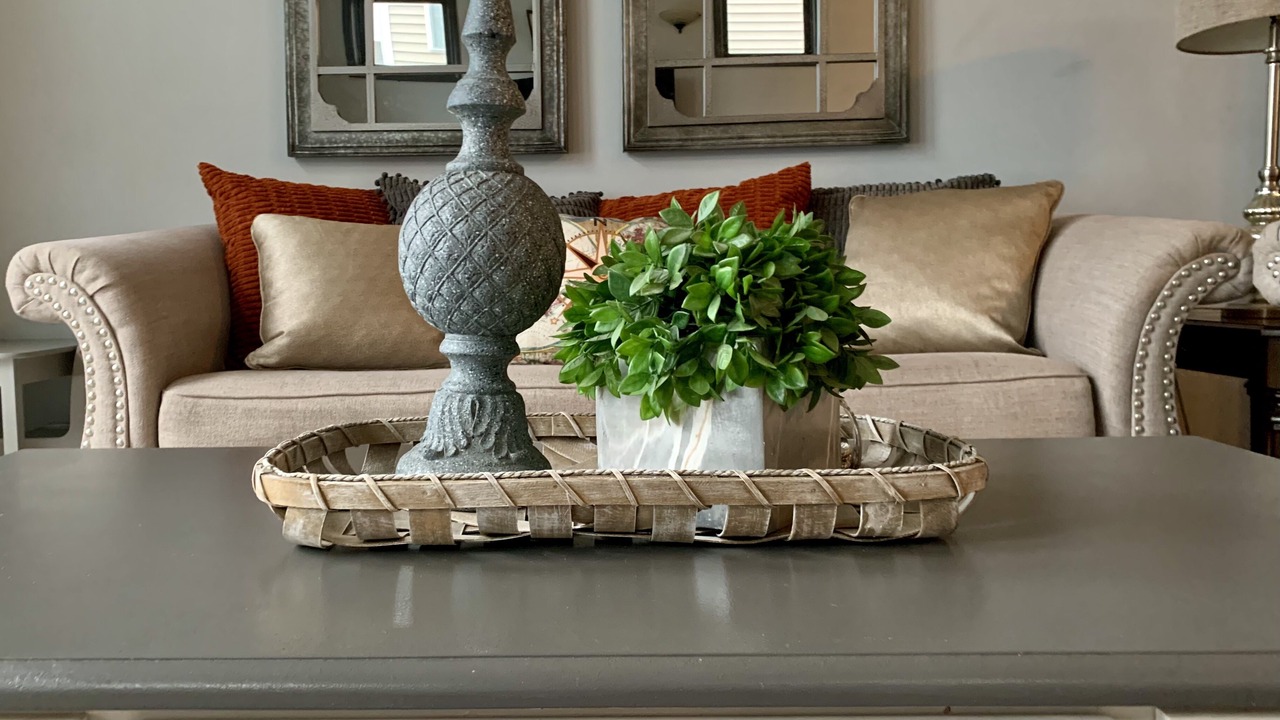 Photo of Livingroom in McLean County