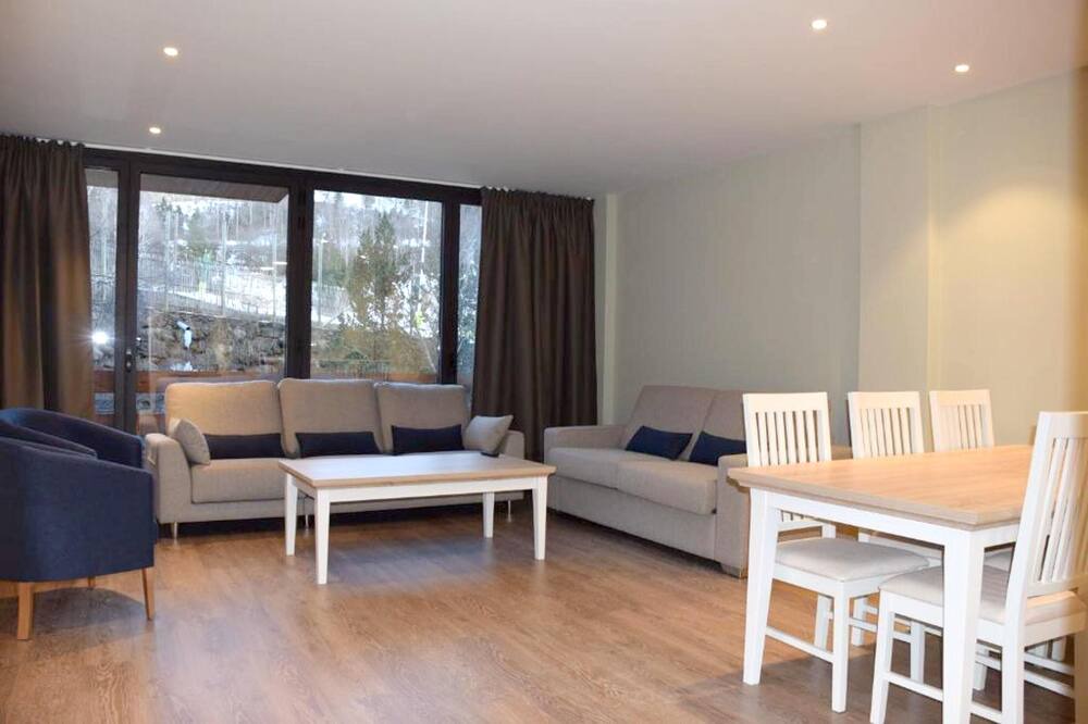Photo of Livingroom in Incles