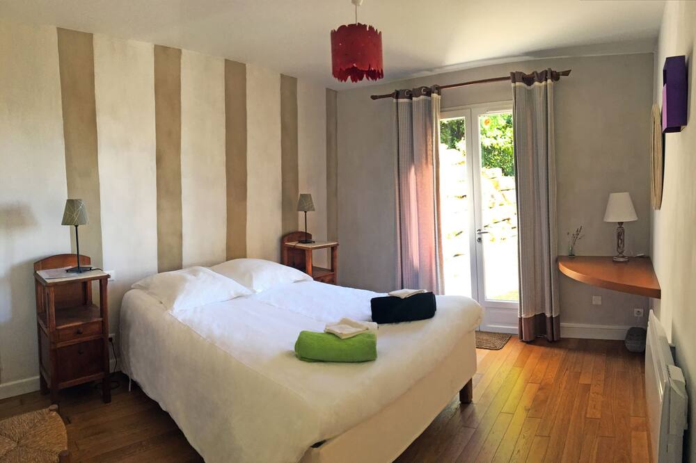 Photo of Bedroom in Saint-Remy