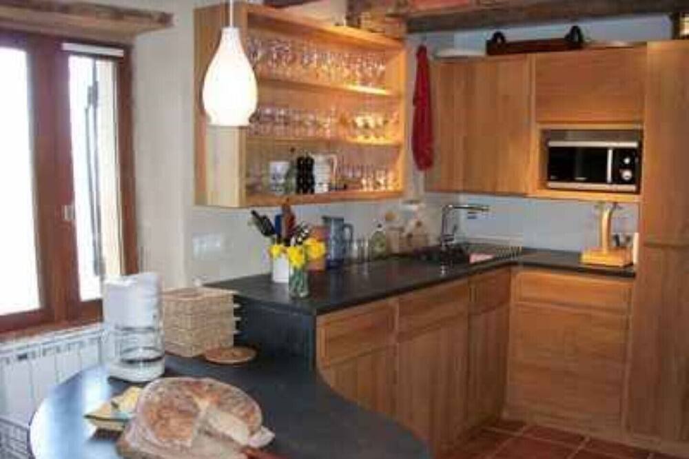 Photo of Kitchen in Saint-Remy