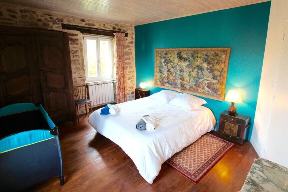 Photo of Bedroom in Saint-Remy