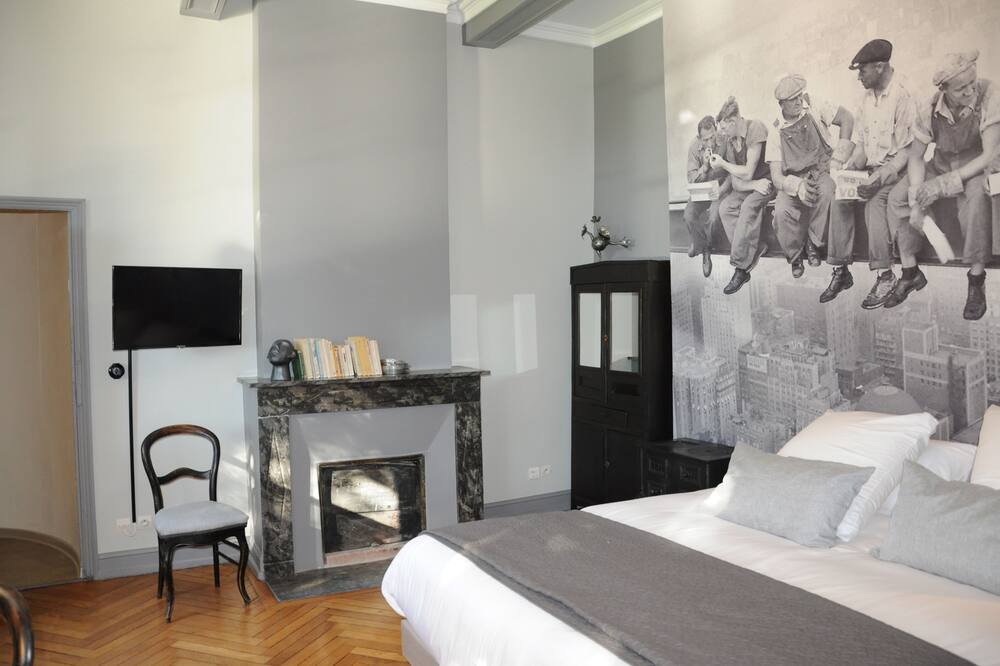 Photo of Bedroom in Lavaur