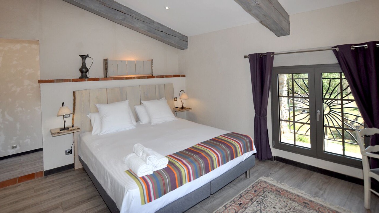 Photo of Bedroom in Oms