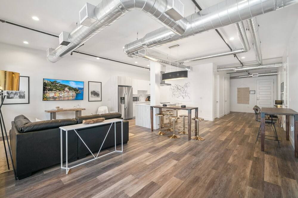 Photo of Bedroom in River North Art District