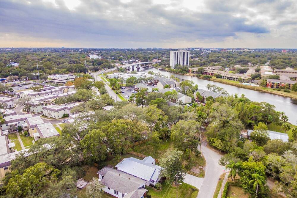 Photo of Others in South Seminole Heights