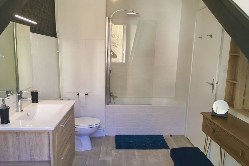 Photo of Bathroom in Capvern