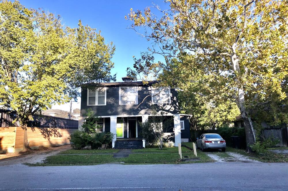 Photo of Outdoor in Houston Heights