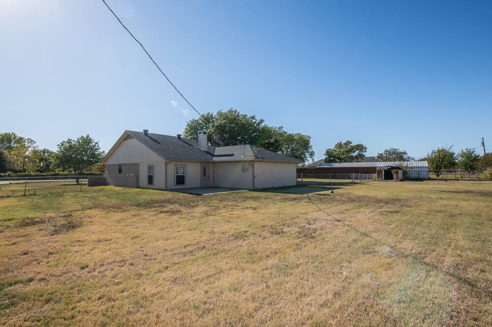 Photo of Outdoor in Red Oak