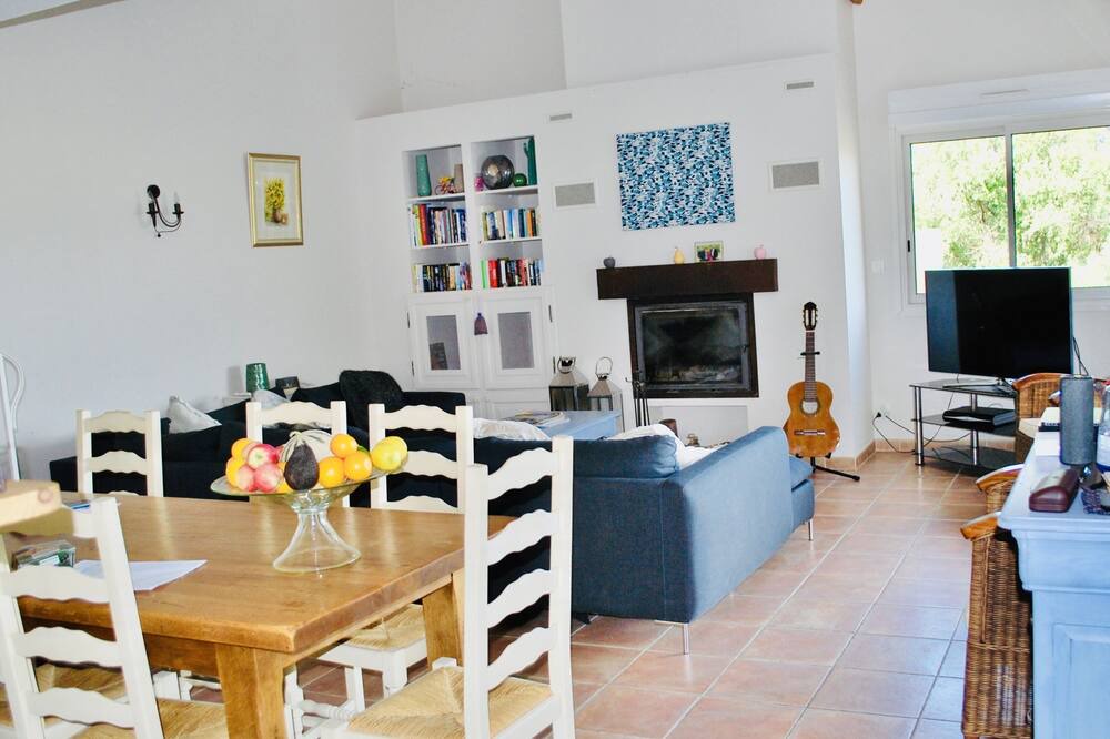 Photo of Livingroom in Durban-Corbieres