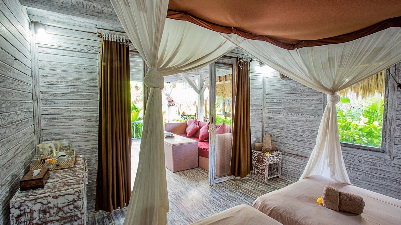 Photo of Bedroom in Mushroom Bay