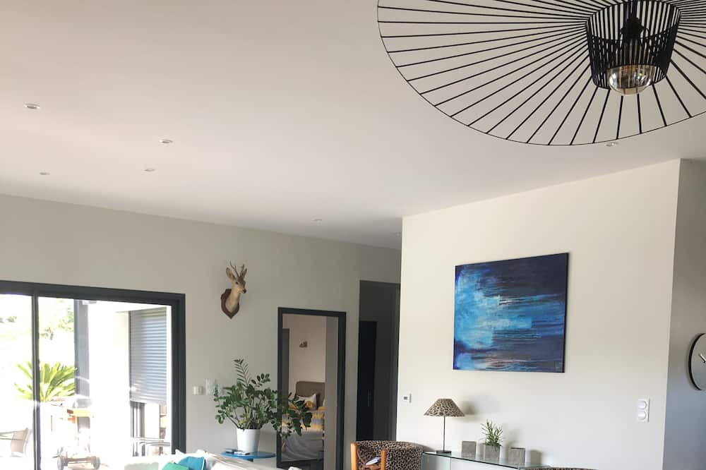 Photo of Livingroom in Frejairolles
