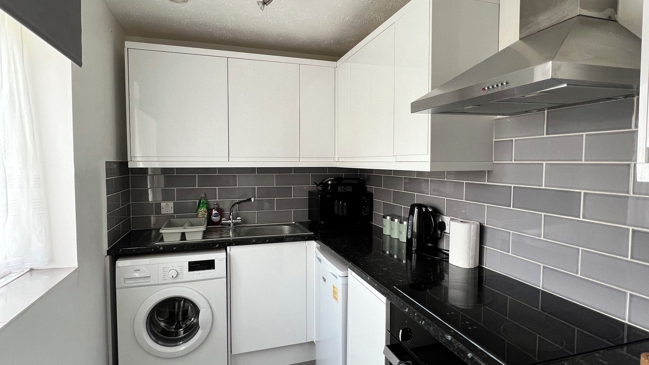Photo of Kitchen in Alperton