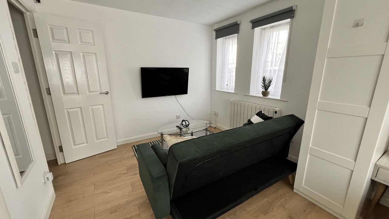 Photo of Others in Alperton