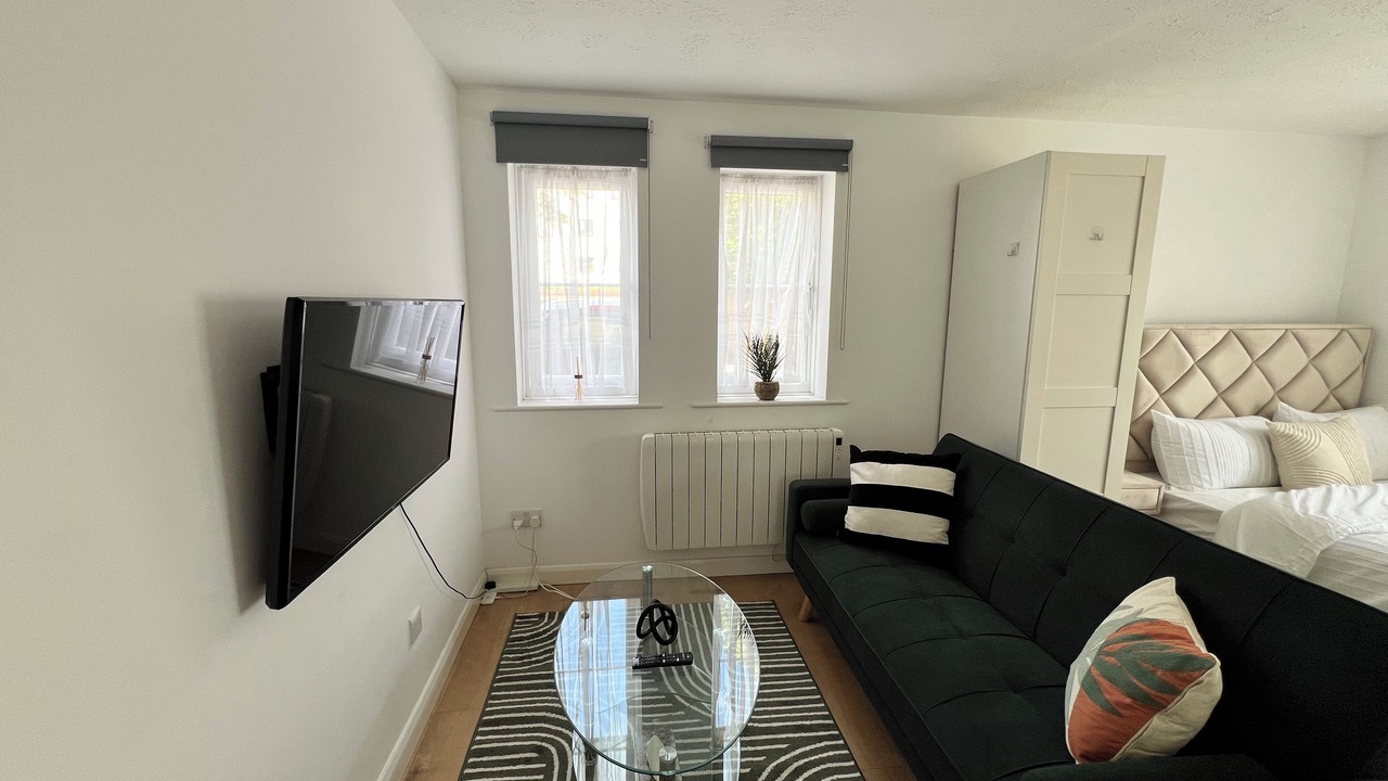 Photo of Others in Alperton