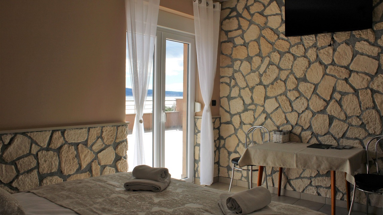Photo of Bedroom in Duce