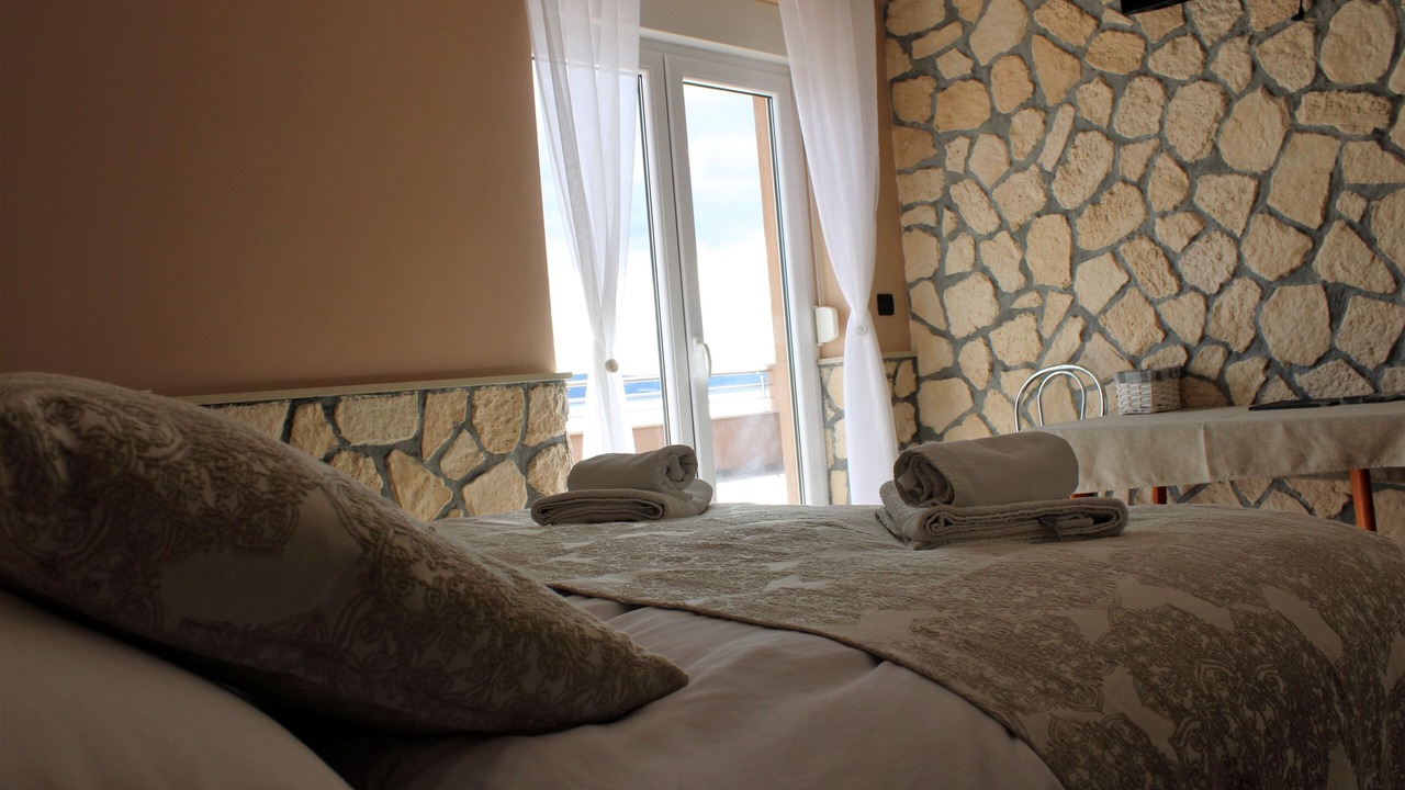 Photo of Bedroom in Duce