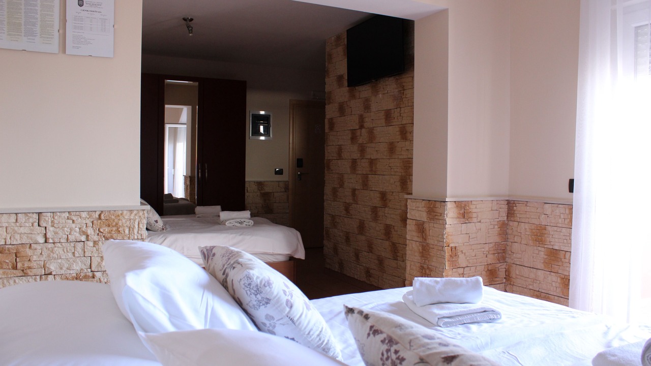 Photo of Bedroom in Duce