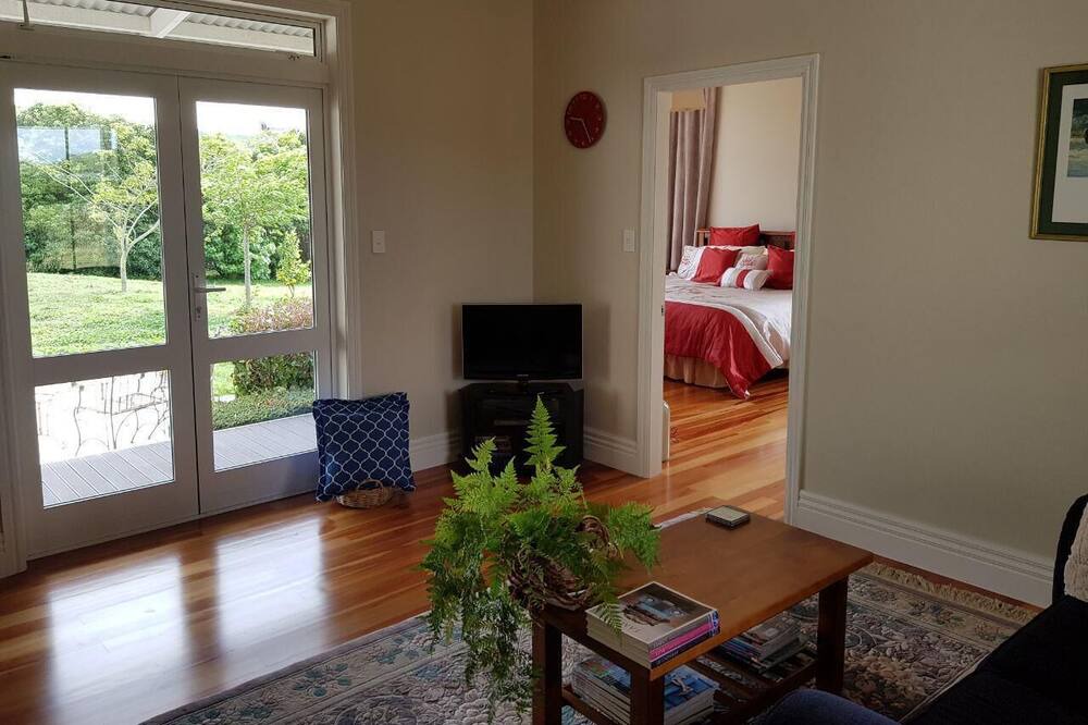 Photo of Livingroom in Puketapu