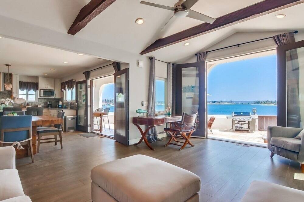Photo of Others in Central Mission Beach