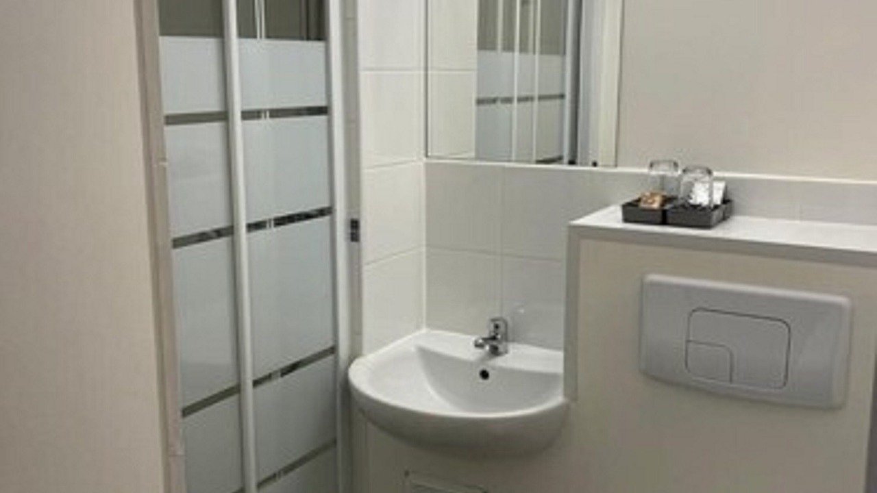 Photo of Bathroom in Brie-Comte-Robert