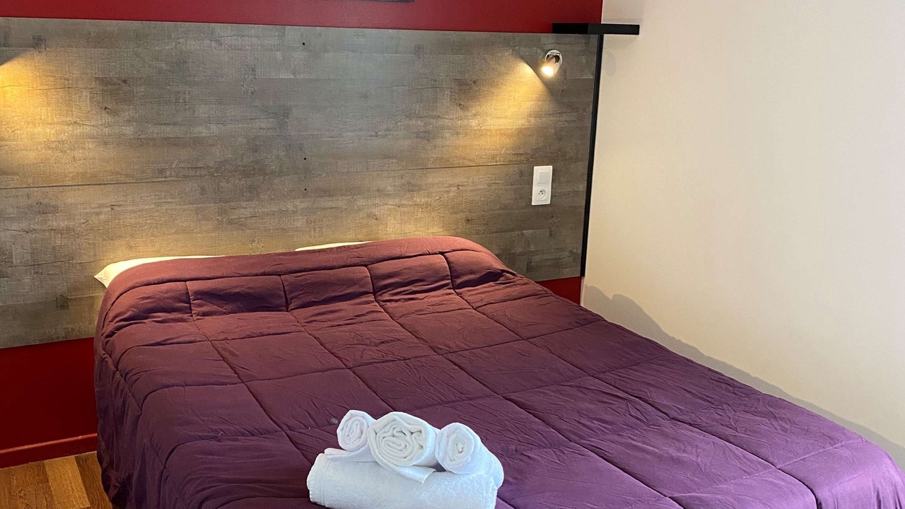 Photo of Bedroom in Brie-Comte-Robert