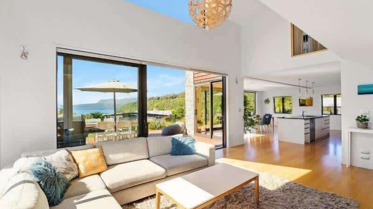 Photo of Livingroom in Lake Tarawera