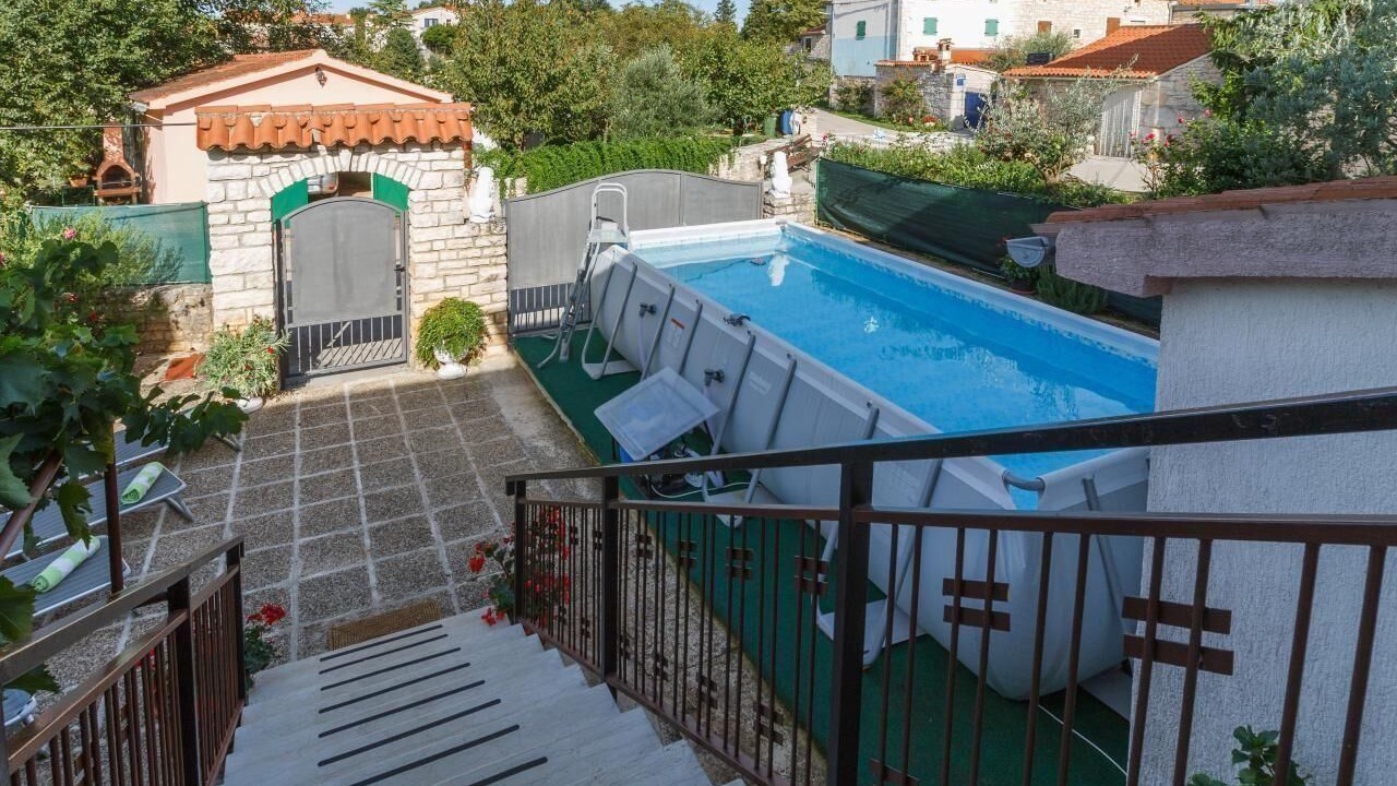 Photo of Outdoor in Peresiji