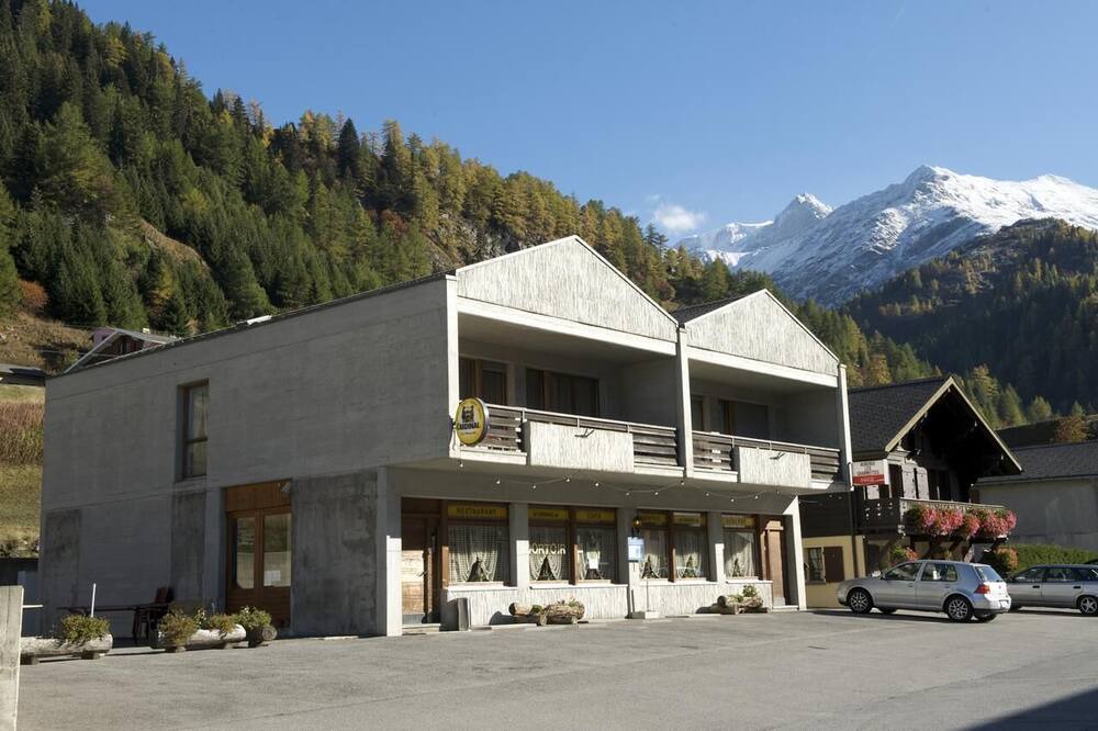 Photo of Outdoor in Bourg-Saint-Pierre