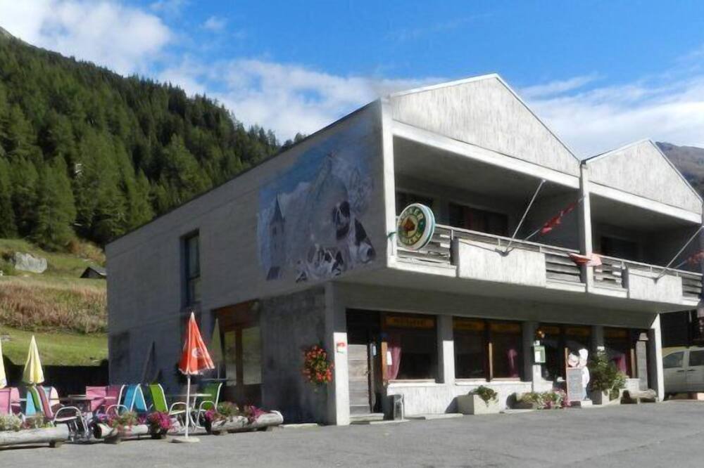 Photo of Outdoor in Bourg-Saint-Pierre