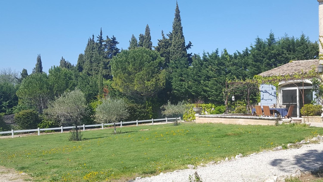 Photo of Outdoor in Eyragues