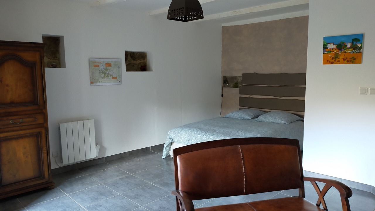 Photo of Others in Saint-Barthelemy-Grozon