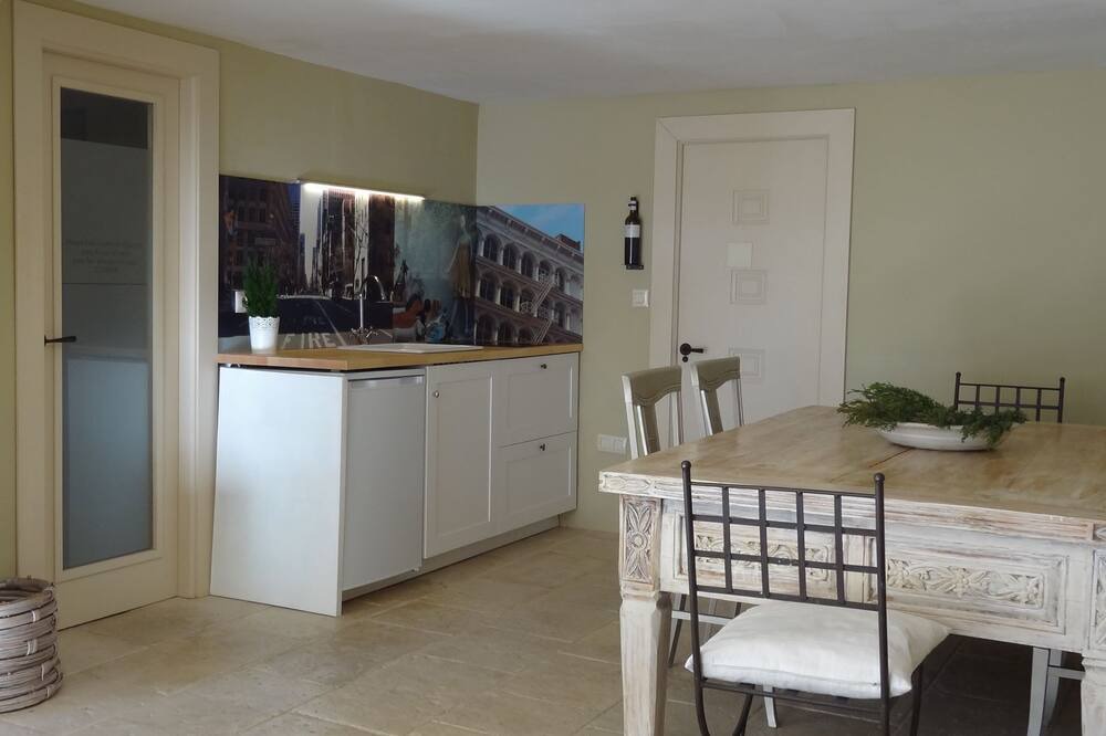 Photo of Kitchen in Puerta de Hierro