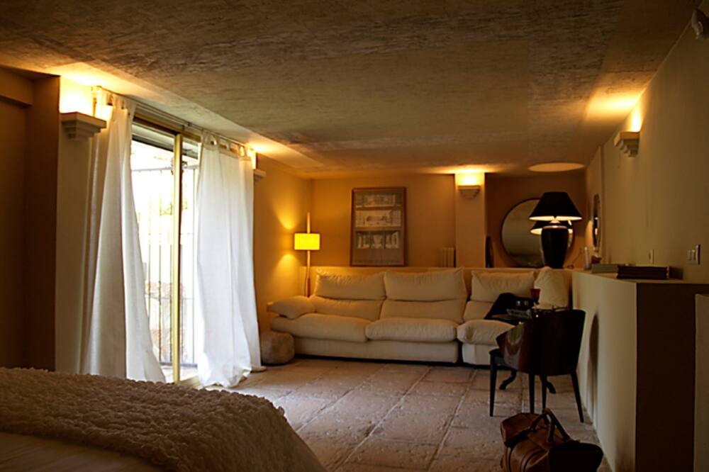 Photo of Bedroom in Puerta de Hierro